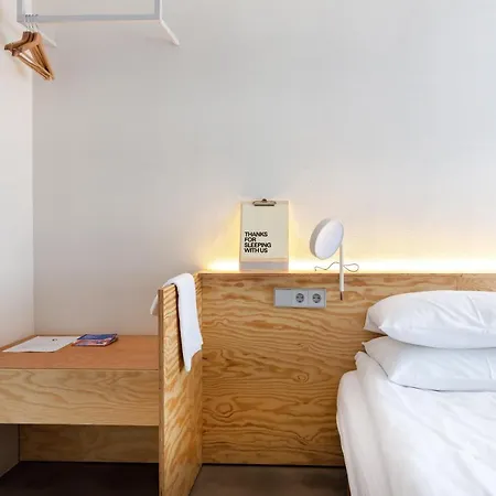Tech Coliving&coworking Spaces Aparthotel 3*