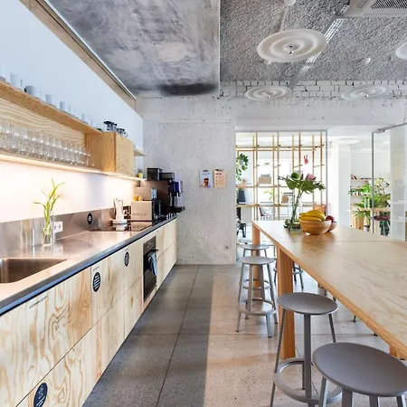 Tech Coliving&coworking Spaces