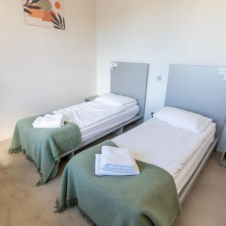 Aparthotel Tech Coliving&coworking Spaces