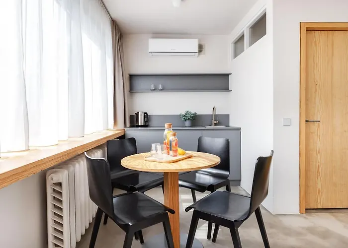 Tech Coliving&coworking Spaces Aparthotel