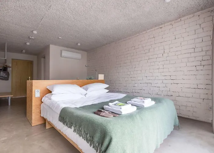 Aparthotel Tech Coliving&coworking Spaces