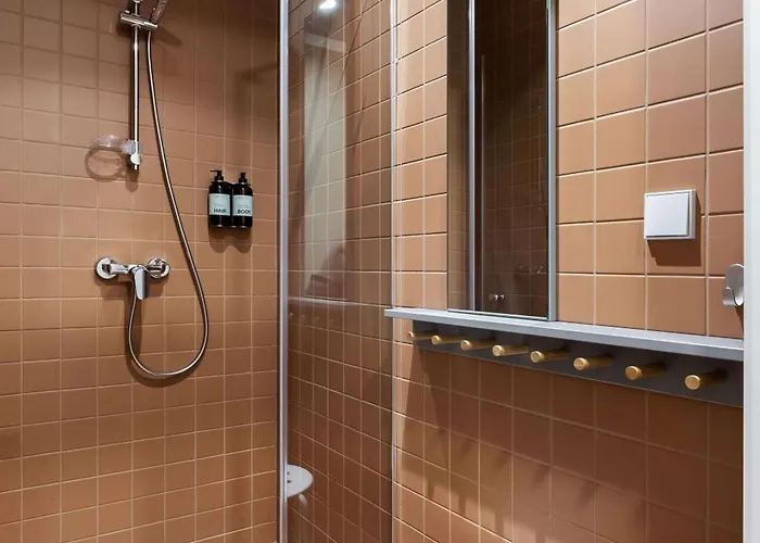 מלון דירות Tech Coliving&coworking Spaces